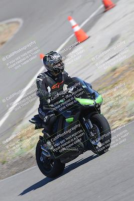 media/Nov-12-2023-Classic Track Days (Sun) [[11f17acb81]]/Group 3/session 2 turn 9/